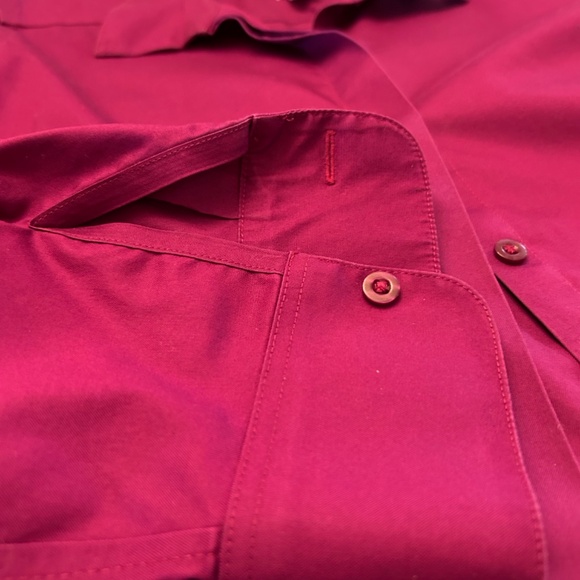 Chico’s no-iron button down tunic, size 2, magenta - Picture 4 of 6
